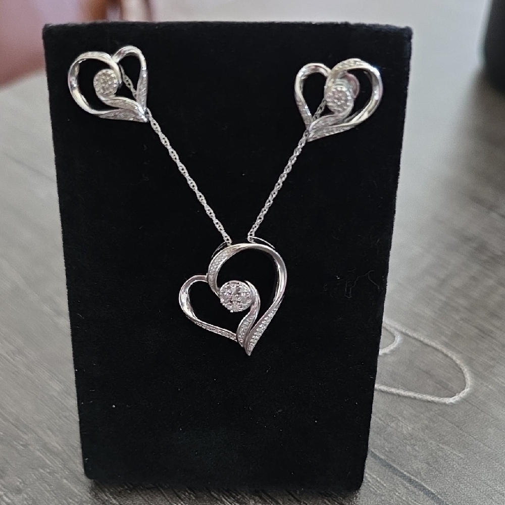Elegant Silver Heart Earrings
